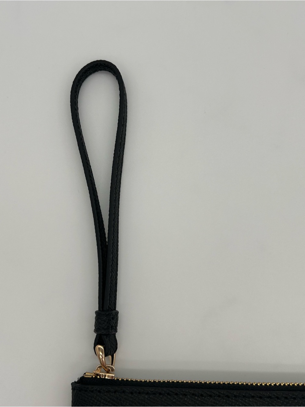Coach Black Leather Wristlet with Gold Hardware Brand New (tag inside) - Picture 3 of 11
